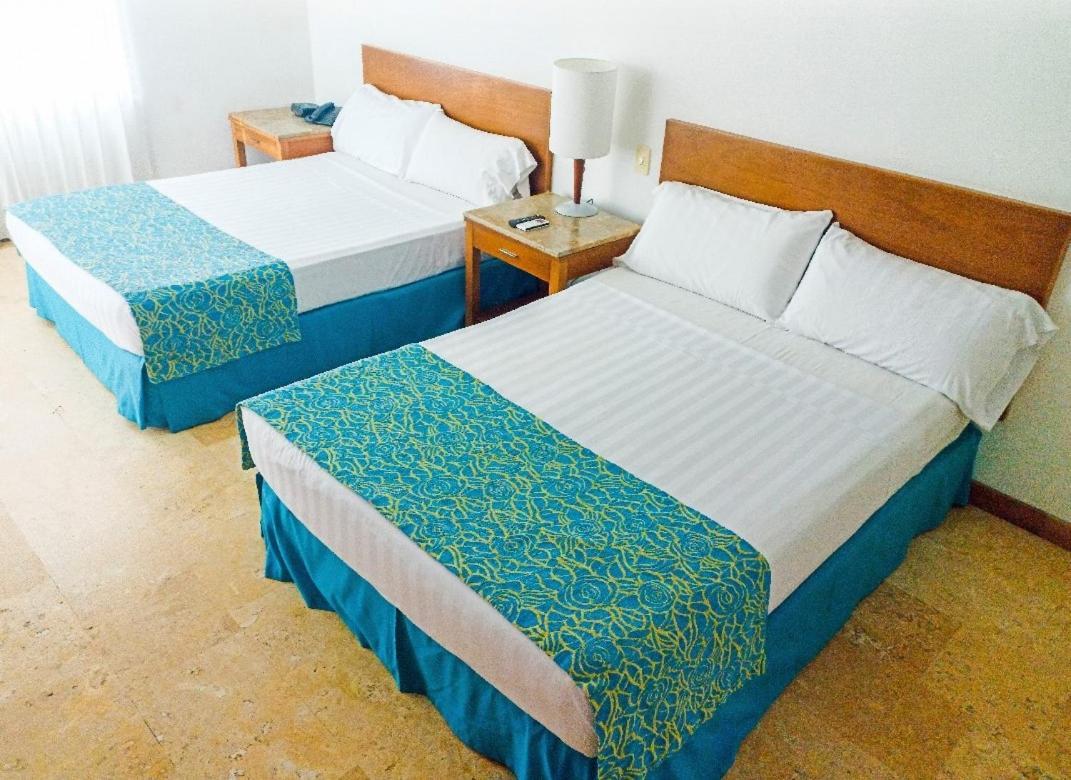 Hotel Oceania Cartagena Bagian luar foto